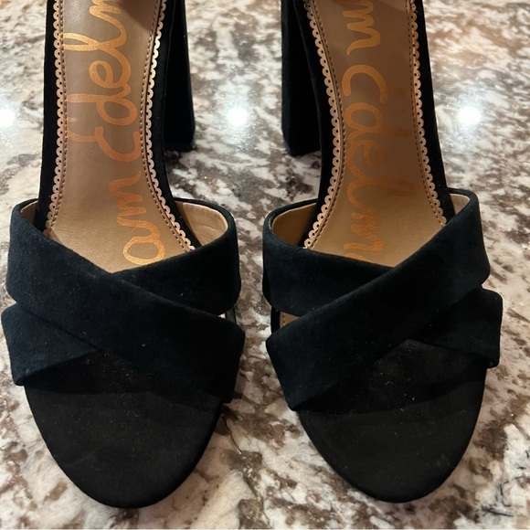 Sam Edelman Yancy Black Suede Ankle Strap Peep Toe Block Heel Sandal Size 9.5M - Picture 2 of 11